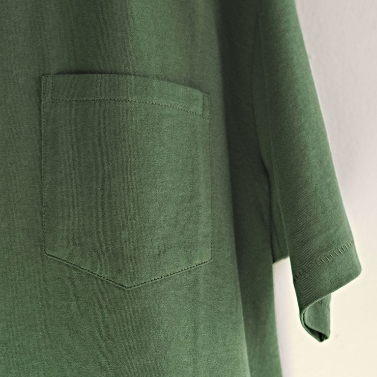 T-shirt "Pocket Tee" T-shirt "Pocket Tee"
